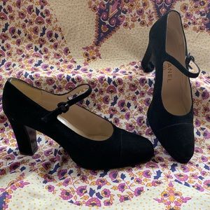 🔥Authentic CHANEL 🔥 Black Mark Jane Pumps Sz37.5